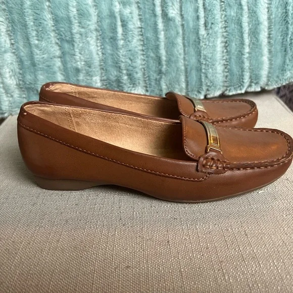 Naturalizer Horse Bit Comfort
Flats Loafers - Picture 5 of 6